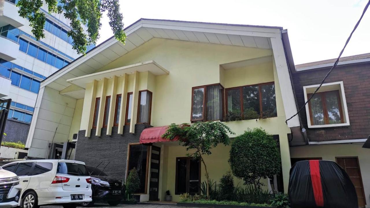 Jambuluwuk Residence Blok M Jakarta Exterior photo