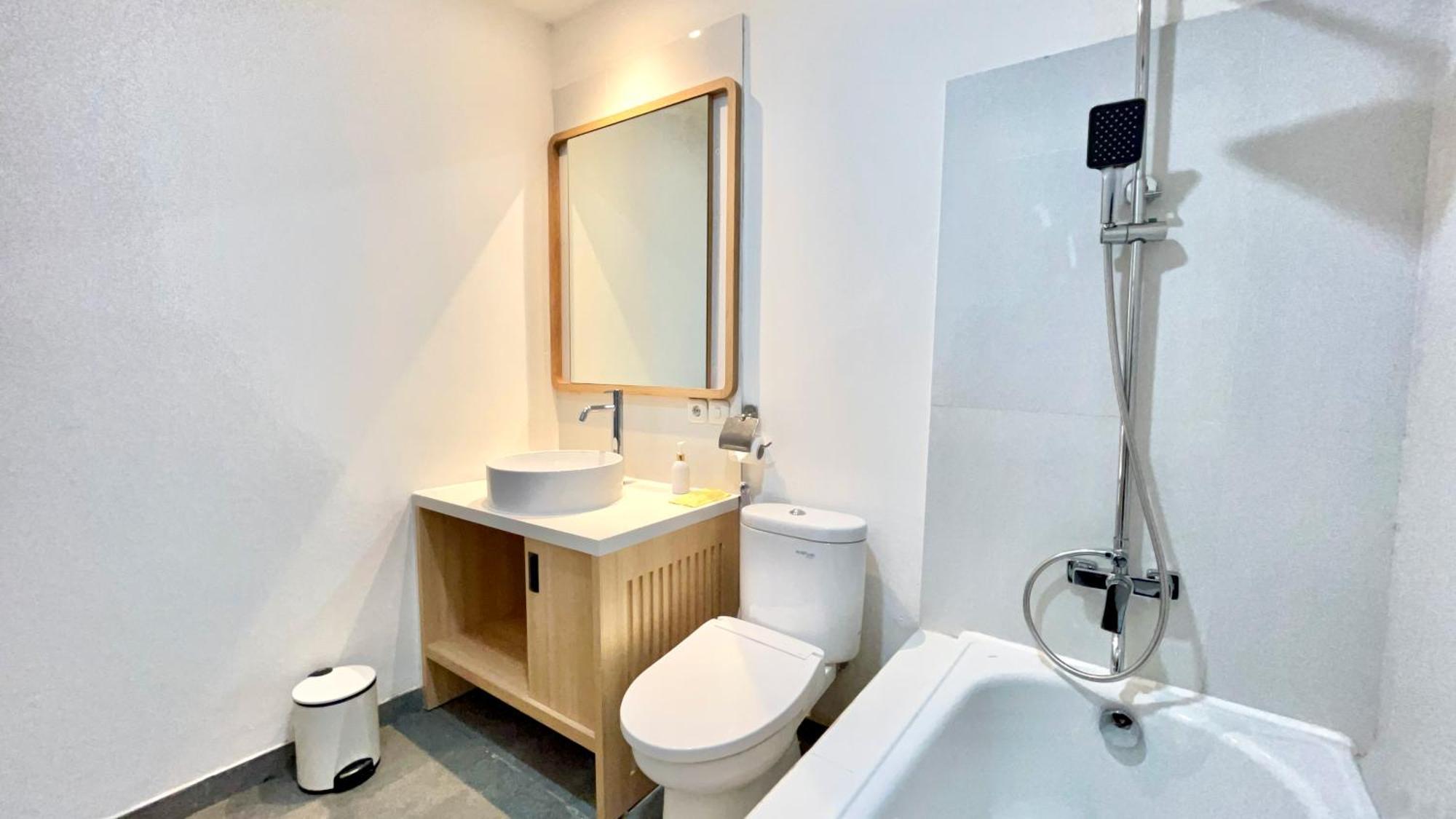 Jambuluwuk Residence Blok M Jakarta Exterior photo